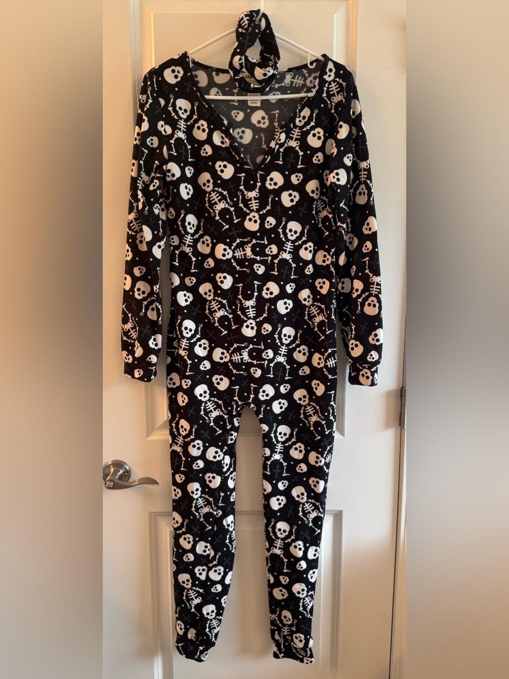 shosho Black and White Skull Print Jumpsuit